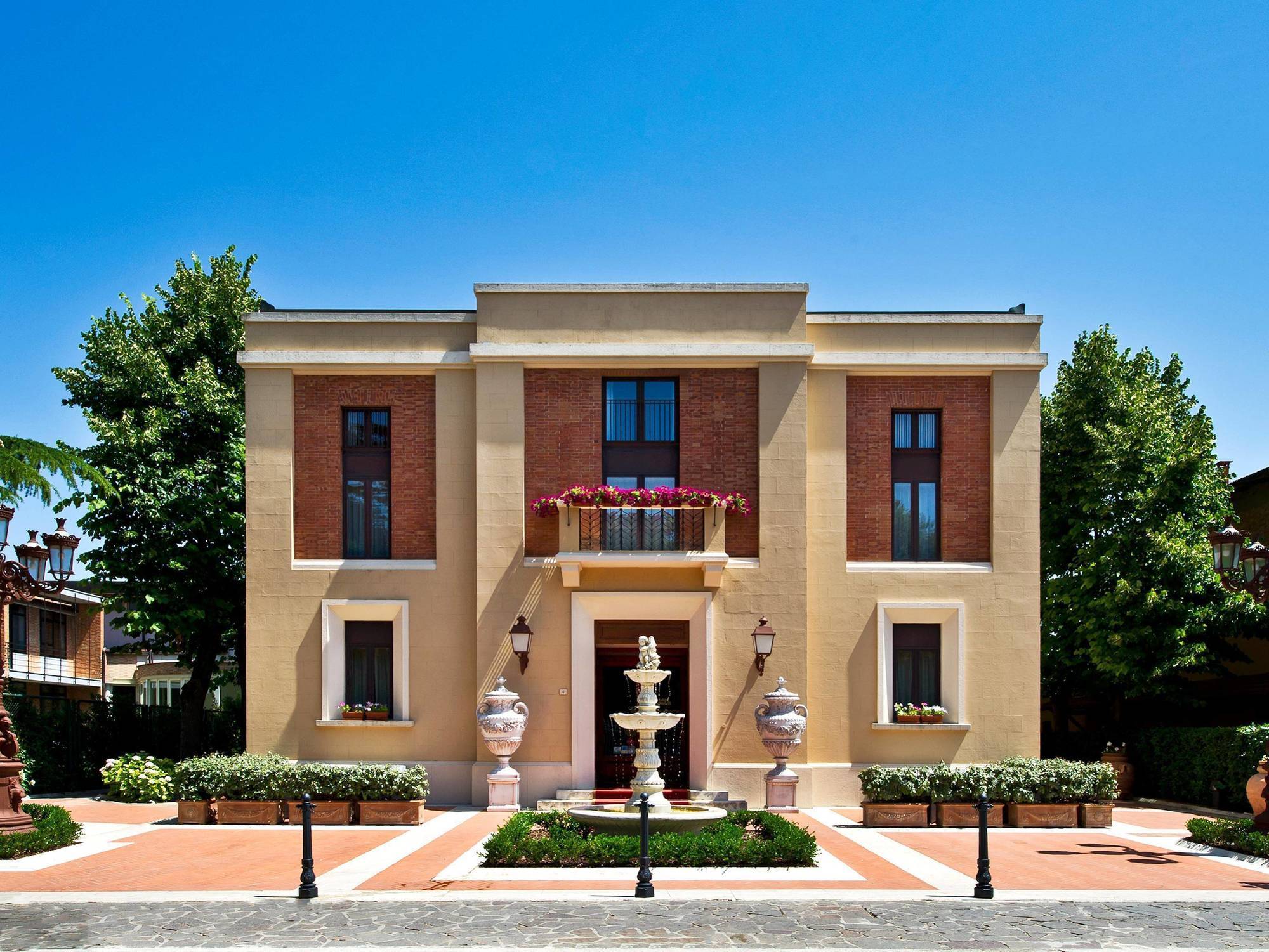 Hotel San Gregorio Пиенца Екстериор снимка